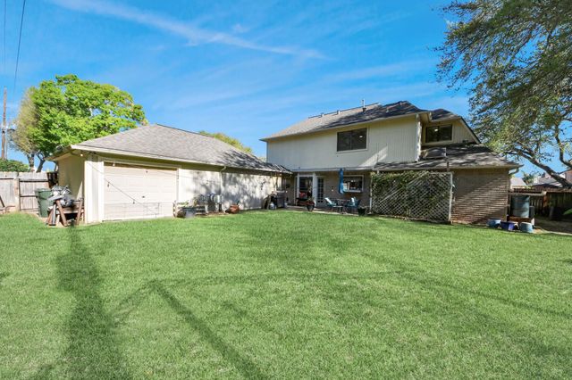 3210 Deer Creek Drive, Sugar Land, TX 77478