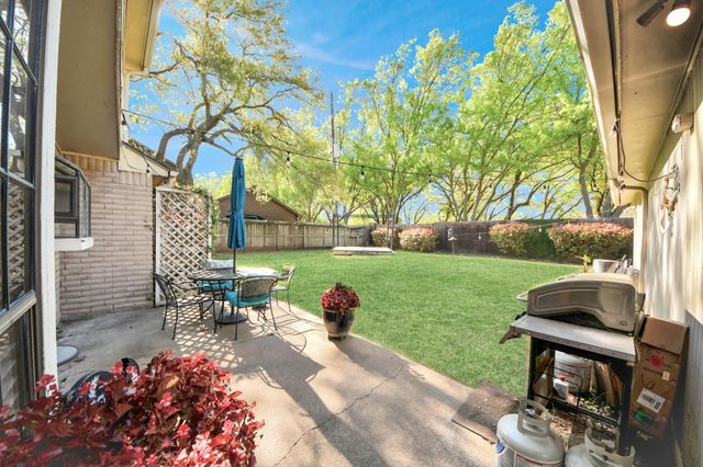 3210 Deer Creek Drive, Sugar Land, TX 77478