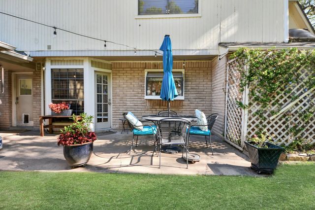 3210 Deer Creek Drive, Sugar Land, TX 77478