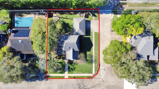 3210 Deer Creek Drive, Sugar Land, TX 77478