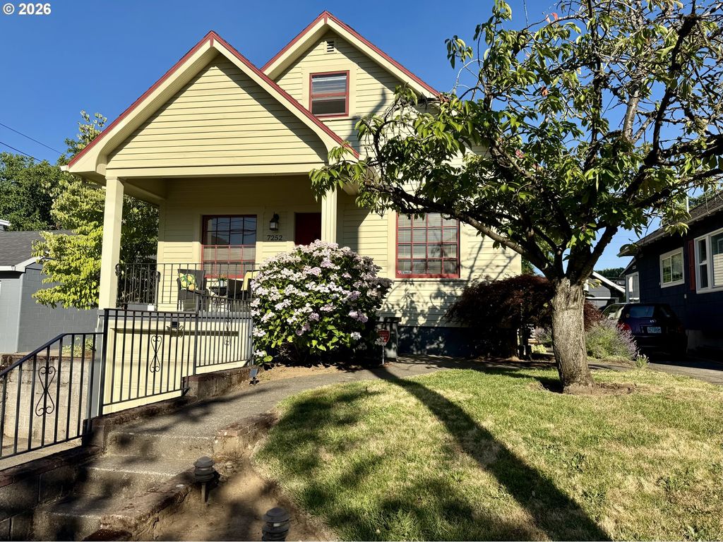 7252 N JORDAN Ave, Portland, OR 97203