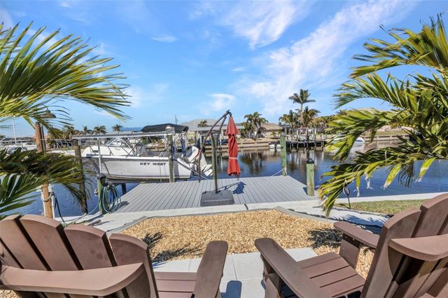 122 COLONIAL STREET SE, Port Charlotte, FL 33952