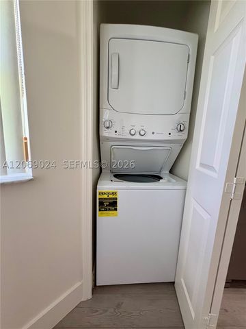 1260 SE 27th St 204, Homestead, FL 33035