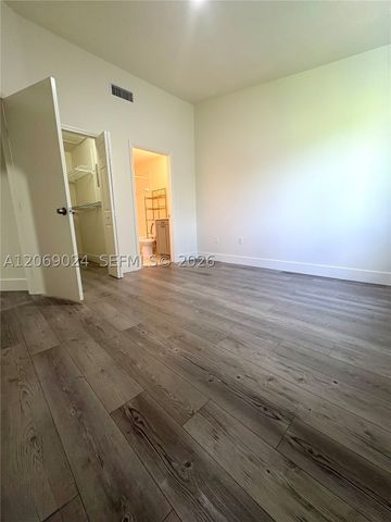 1260 SE 27th St 204, Homestead, FL 33035