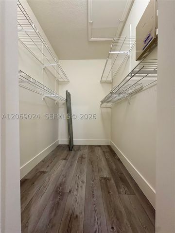 1260 SE 27th St 204, Homestead, FL 33035