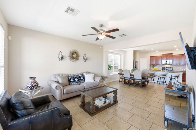 6151 Akin Elm, San Antonio, TX 78261