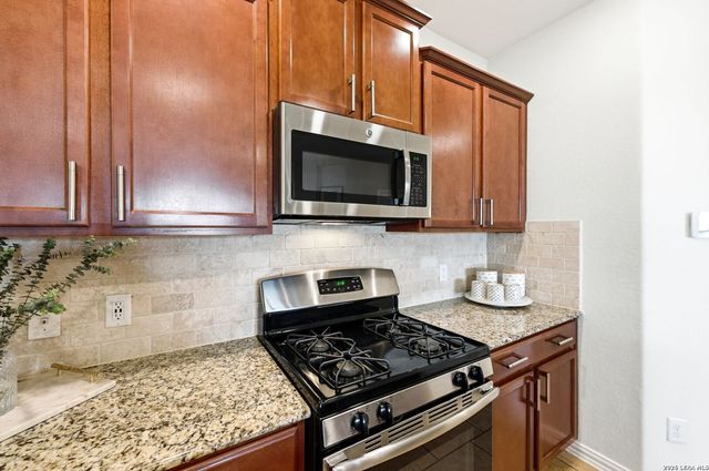 6151 Akin Elm, San Antonio, TX 78261