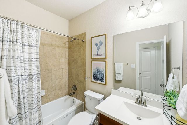 6151 Akin Elm, San Antonio, TX 78261