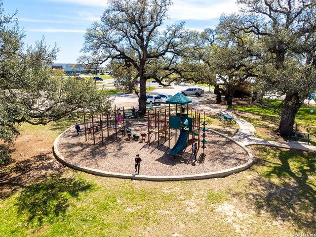 6151 Akin Elm, San Antonio, TX 78261