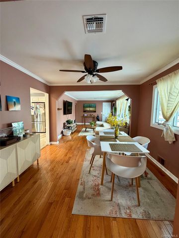 71 Hunter Lane, Centereach, NY 11720