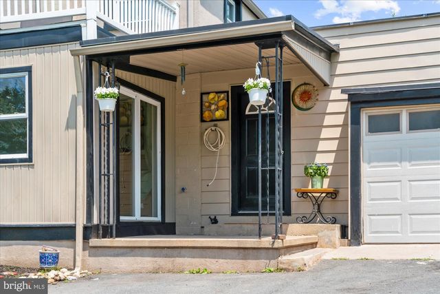 4258 NEW HOLLAND ROAD, Mohnton, PA 19540