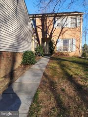 20130 WARINGWOOD WAY, Gaithersburg, MD 20886