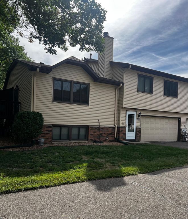 8724 N Maplebrook Circle, Brooklyn Park, MN 55445