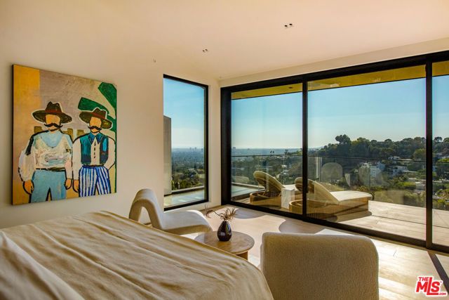 1511 Skylark Lane, Los Angeles, CA 90069