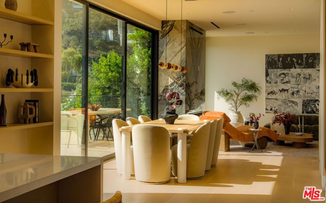 1511 Skylark Lane, Los Angeles, CA 90069