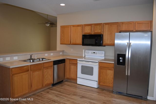 1040 Venetian Drive 203, Melbourne, FL 32904