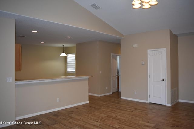 1040 Venetian Drive 203, Melbourne, FL 32904