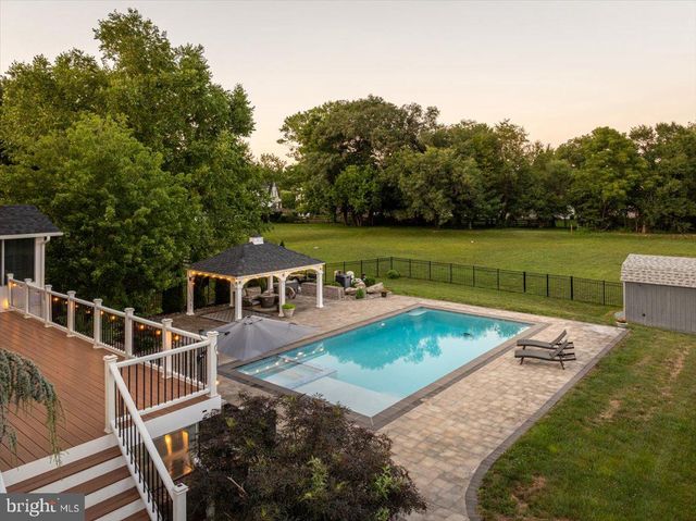 116 HERMITAGE BLVD, Berryville, VA 22611