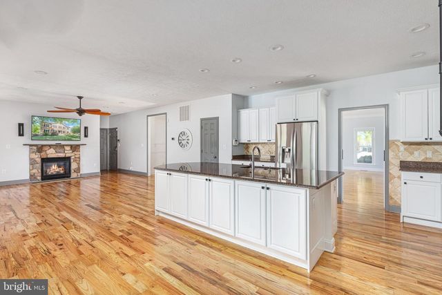 116 HERMITAGE BLVD, Berryville, VA 22611