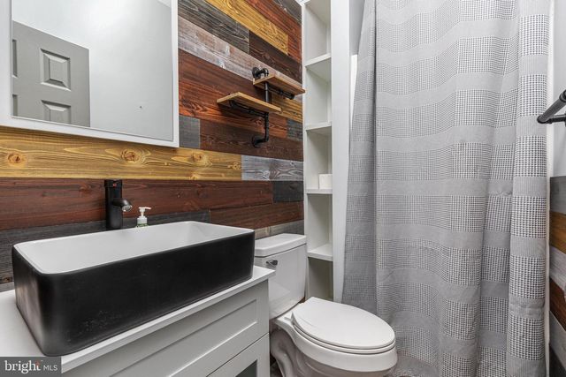 116 HERMITAGE BLVD, Berryville, VA 22611