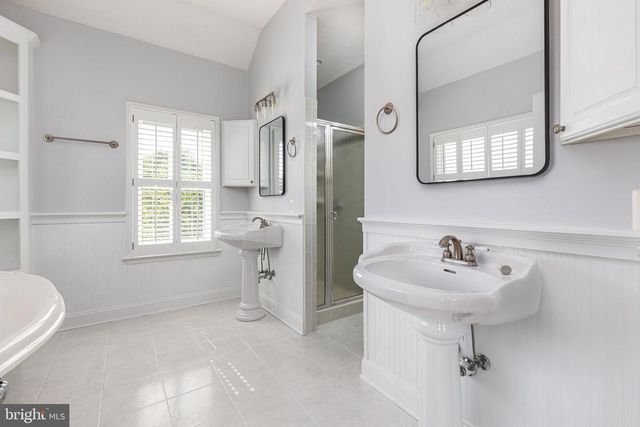 116 HERMITAGE BLVD, Berryville, VA 22611