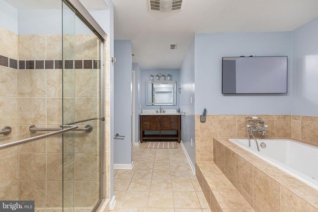 116 HERMITAGE BLVD, Berryville, VA 22611