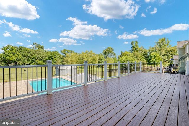 116 HERMITAGE BLVD, Berryville, VA 22611