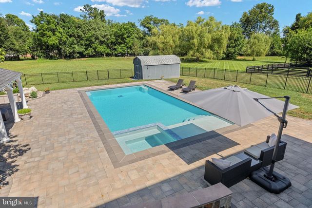 116 HERMITAGE BLVD, Berryville, VA 22611