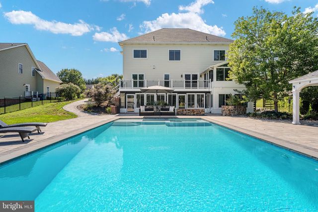 116 HERMITAGE BLVD, Berryville, VA 22611