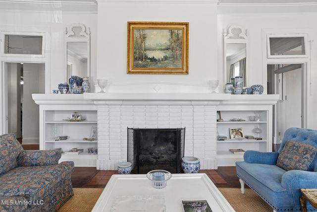 818 Pinehurst Place, Jackson, MS 39202