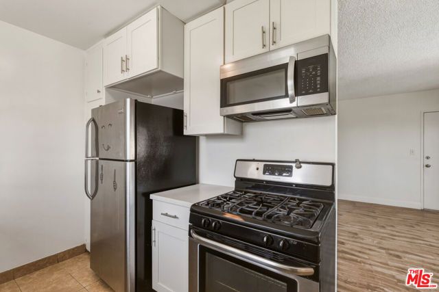 5117 Crenshaw Boulevard 7, Los Angeles, CA 90043