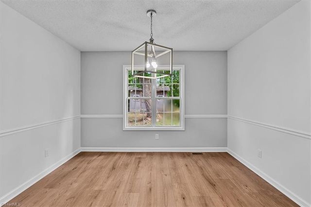 6 Woodfon Drive, Thomasville, NC 27360