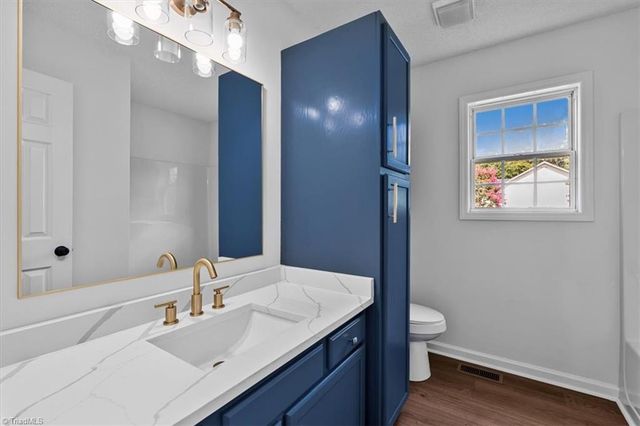 6 Woodfon Drive, Thomasville, NC 27360