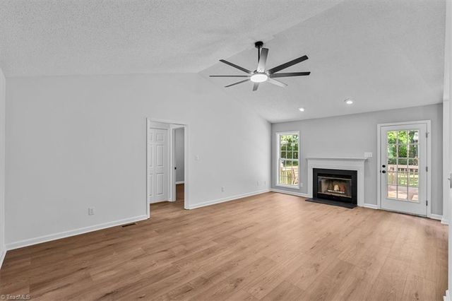 6 Woodfon Drive, Thomasville, NC 27360