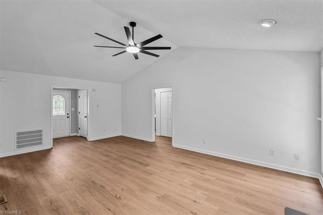 6 Woodfon Drive, Thomasville, NC 27360