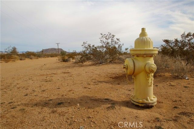 56679 Cone Boulevard, Landers, CA 92285