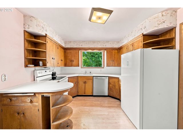 470 MILLER St, Salem, OR 97302