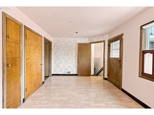 470 MILLER St, Salem, OR 97302