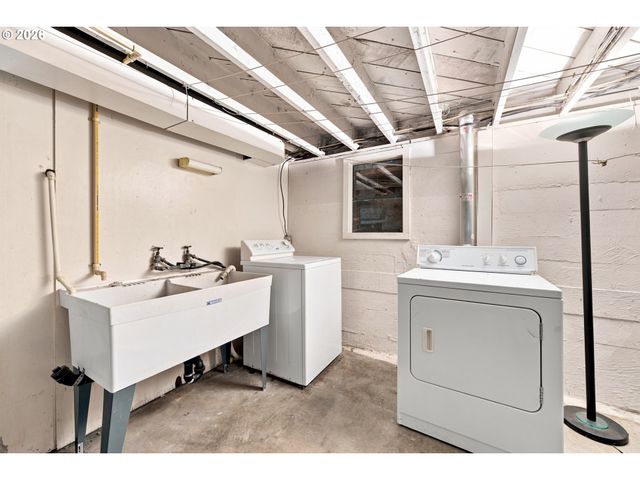 470 MILLER St, Salem, OR 97302