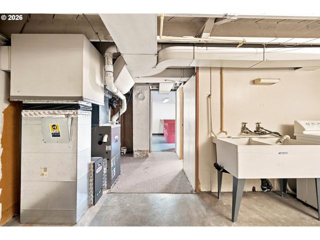470 MILLER St, Salem, OR 97302