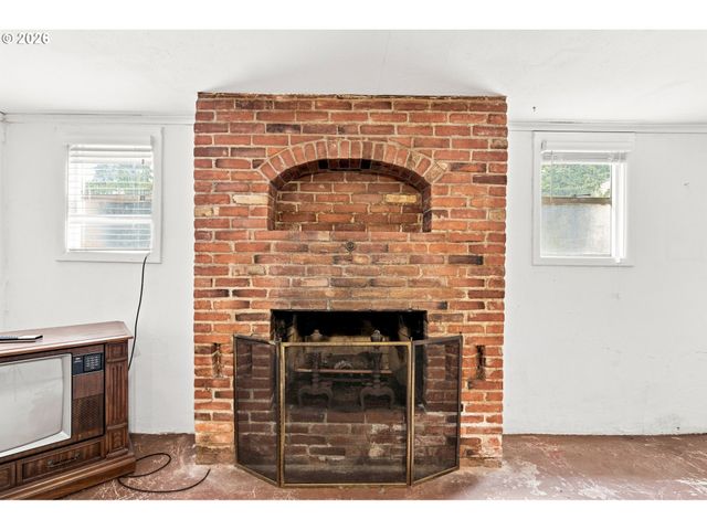 470 MILLER St, Salem, OR 97302