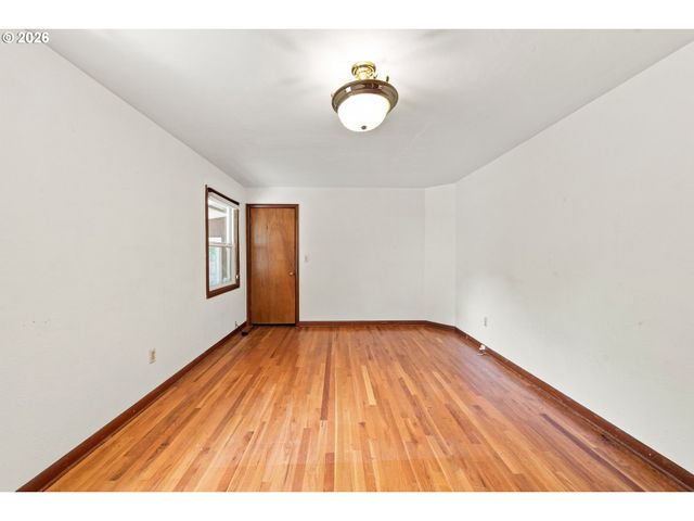 470 MILLER St, Salem, OR 97302