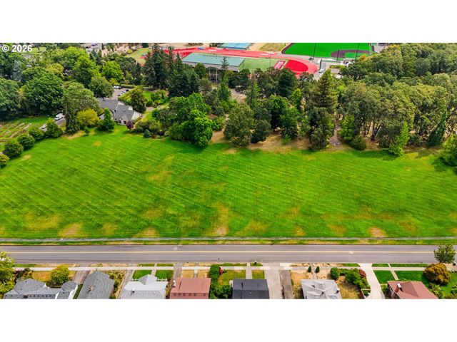 470 MILLER St, Salem, OR 97302
