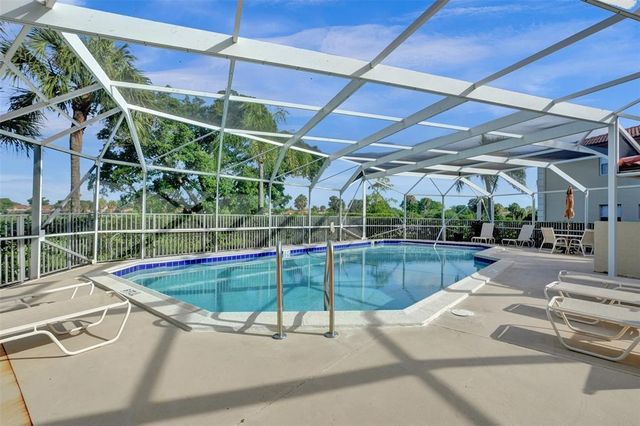 3051 Holiday Springs Blvd 204, Margate, FL 33063