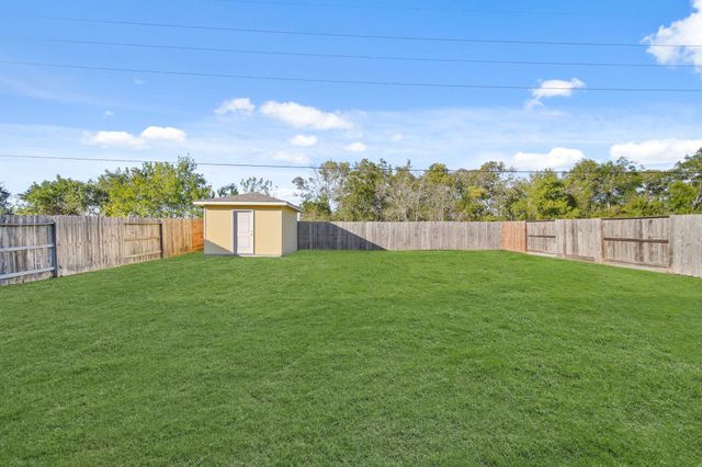 3627 Pasteur Lane, Iowa Colony, TX 77583