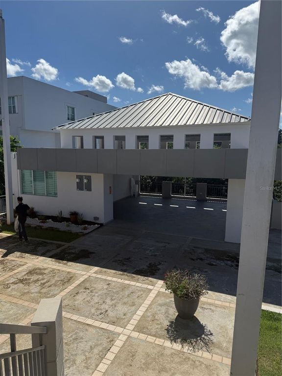 Image 26 of property listing at 199 LAS CUMBRES 2104, San Juan, PR 00926