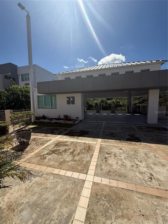 Image 27 of property listing at 199 LAS CUMBRES 2104, San Juan, PR 00926