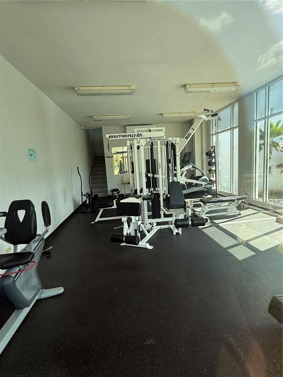 Image 36 of property listing at 199 LAS CUMBRES 2104, San Juan, PR 00926