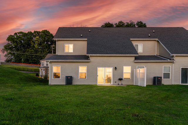 2175 Nectar Ln, Columbia, TN 38401
