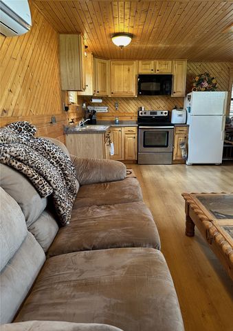 853 CR 206, Bremond, TX 76629